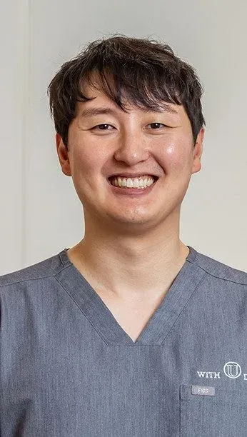 Dr Edward Lee